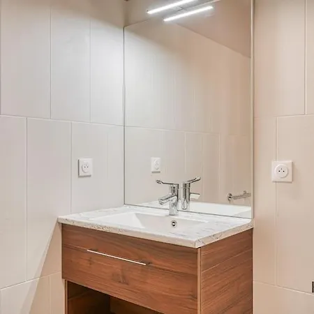 Apartment Le Subtil - Aux Portes De Paris - 365b Issy-les-Moulineaux
