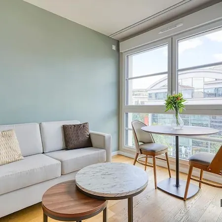 Apartment Le Subtil - Aux Portes De Paris - 365b Issy-les-Moulineaux