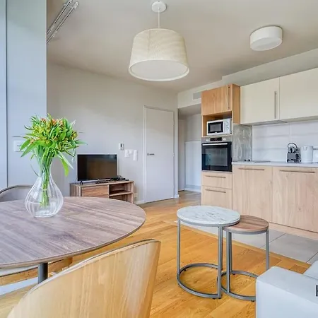Le Subtil - Aux Portes De Paris - 365b Apartment Issy-les-Moulineaux
